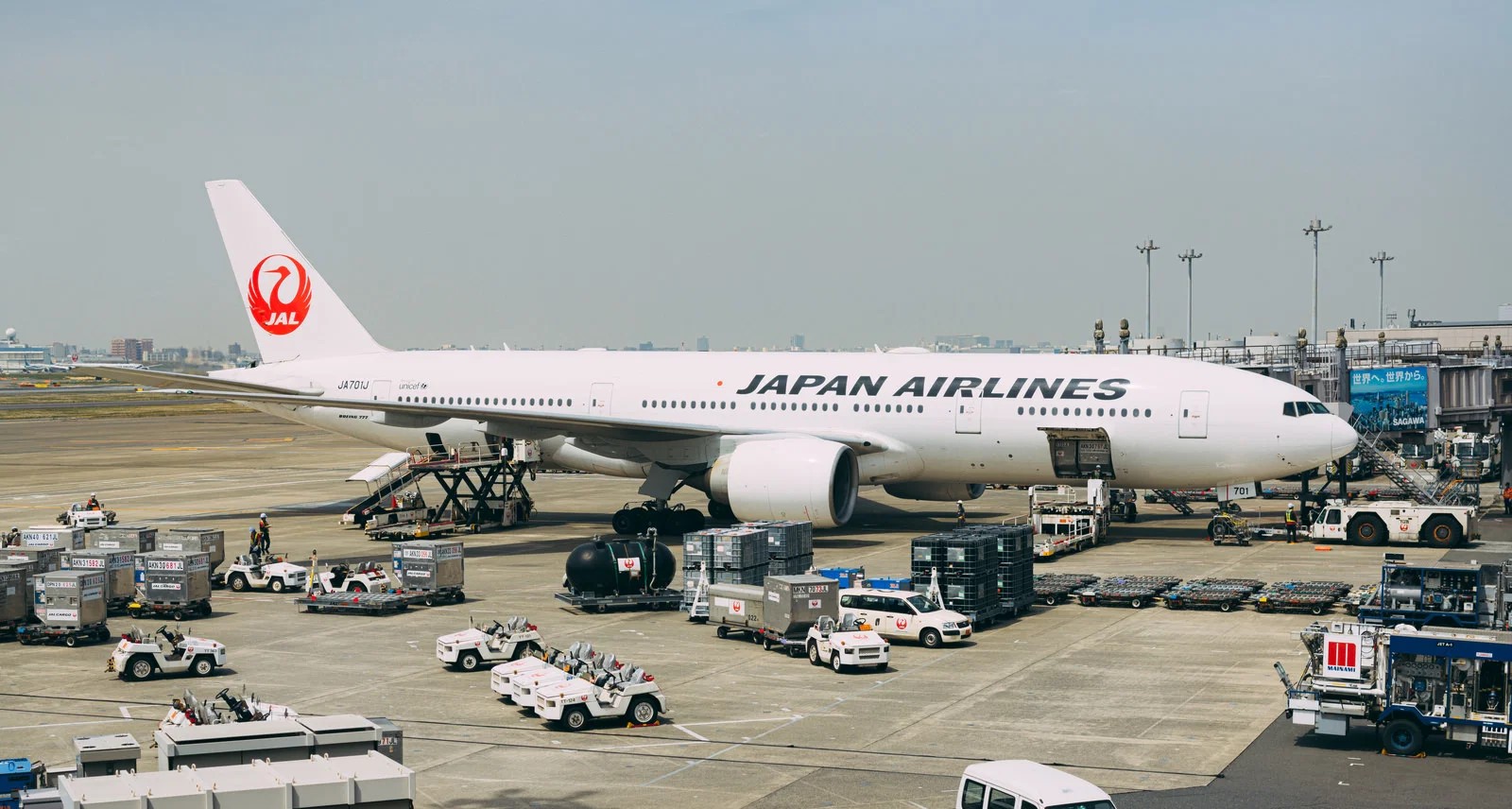 大分空港へ飛ぶJAL