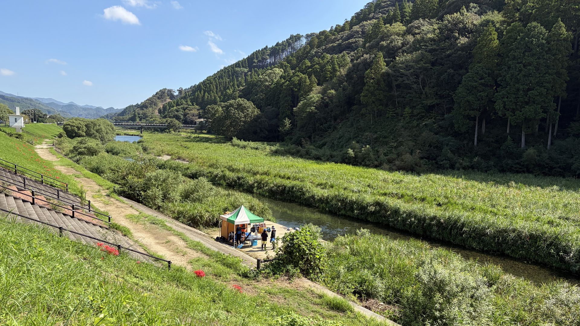清流番匠川の景観と河川敷のアクティビティ